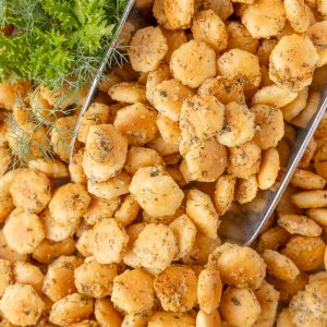 oyster crackers with seasoning in a scoop