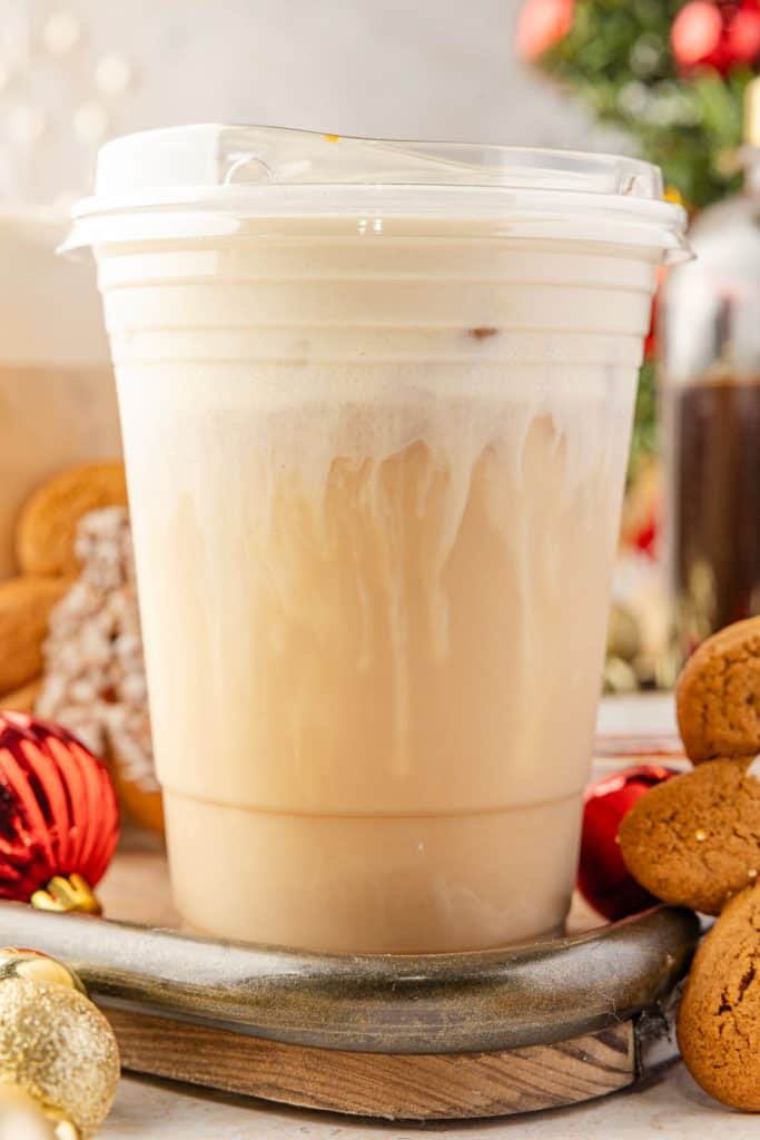 Gingerbread Chai LatteWeb024 Gingerbread chai latte