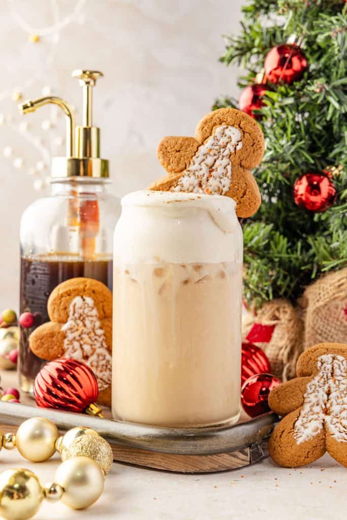 Gingerbread Chai LatteWeb038 Iced Gingerbread Oatmilk Chai
