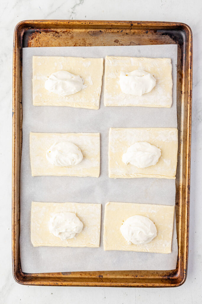 Puff pastry with a cream cheese filling