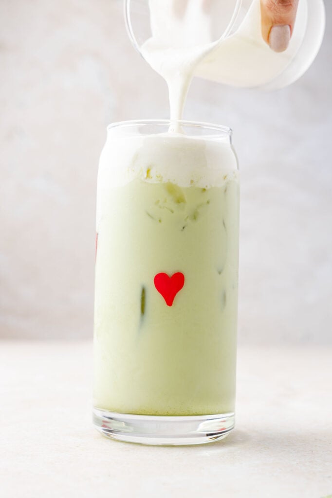 Cold foam being poured on top of Mat