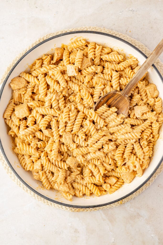 Finished Creamy Chicken and Garlic Pasta in a pan.